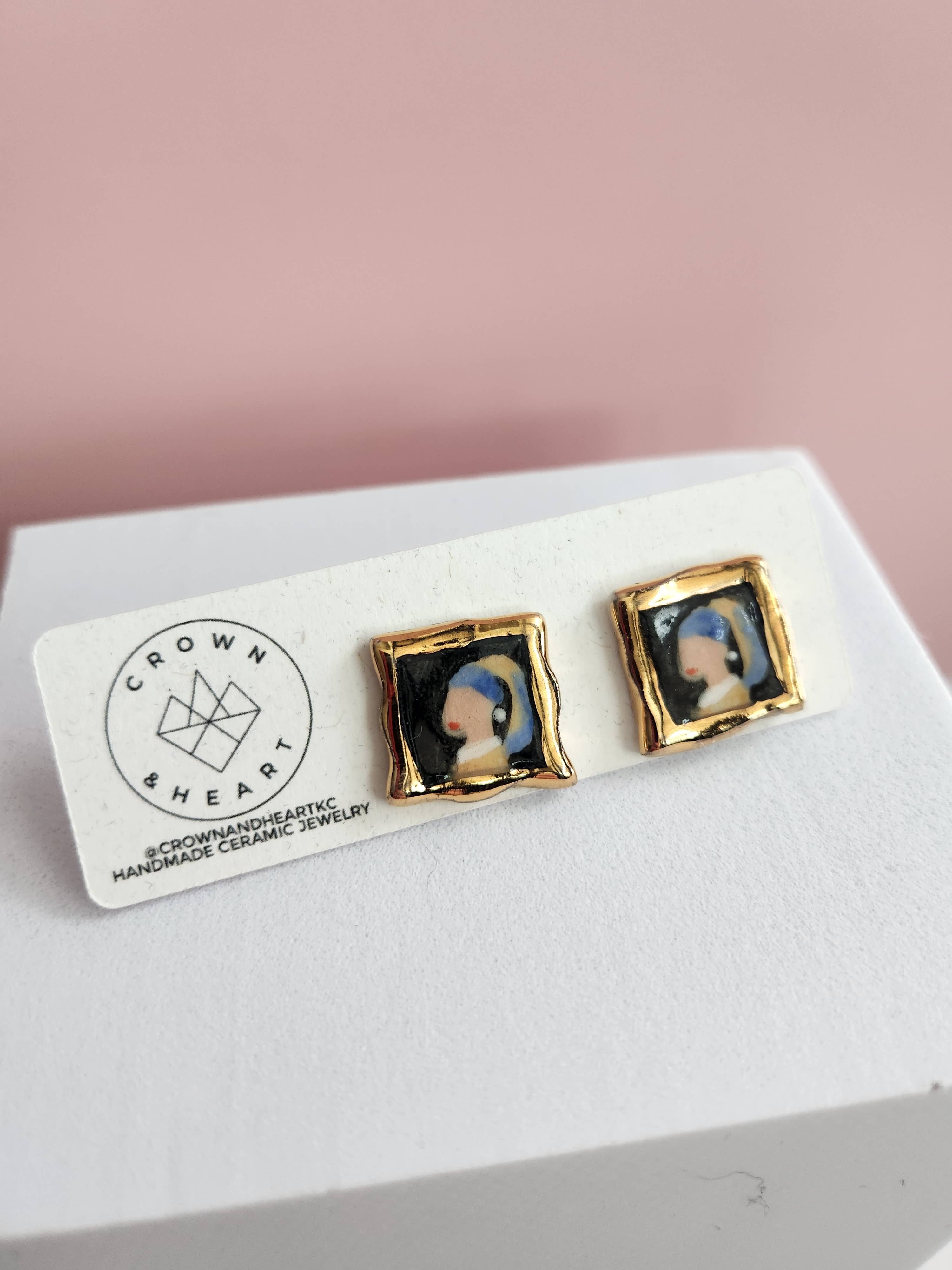 Crown & Heart – wholesale Stud/post earrings – Mini masterpiece studs13