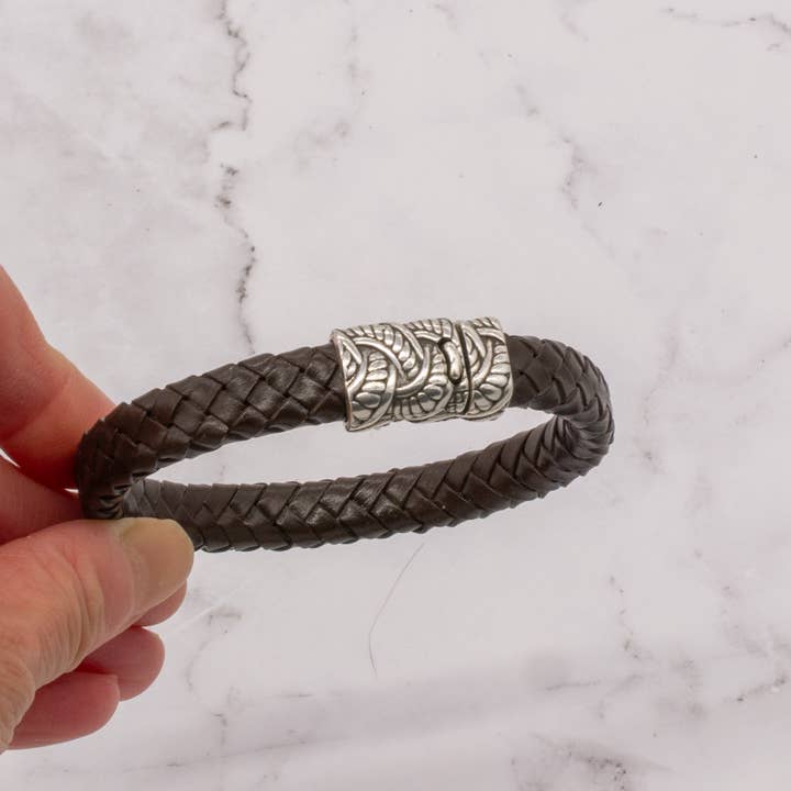 Arbor Trading Post - Wholesale Woven/Braided Bracelet - Leather Braided Bracelet with Magnetic Clasp (Choose from 3 Colors)8