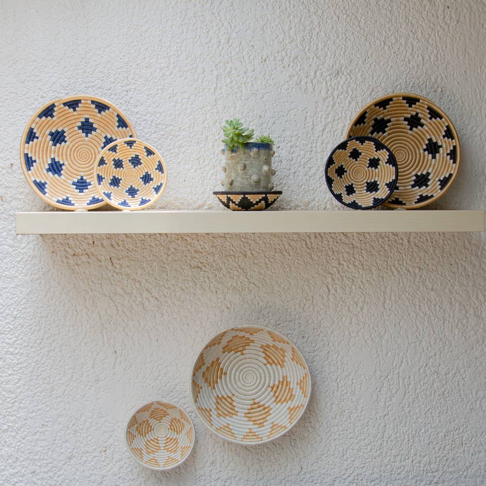 Villages Wholesale - Wholesale Decorative Plate/Dish/Bowl - Akaneri Handwoven Bowls Various Colours (2 Sizes)19