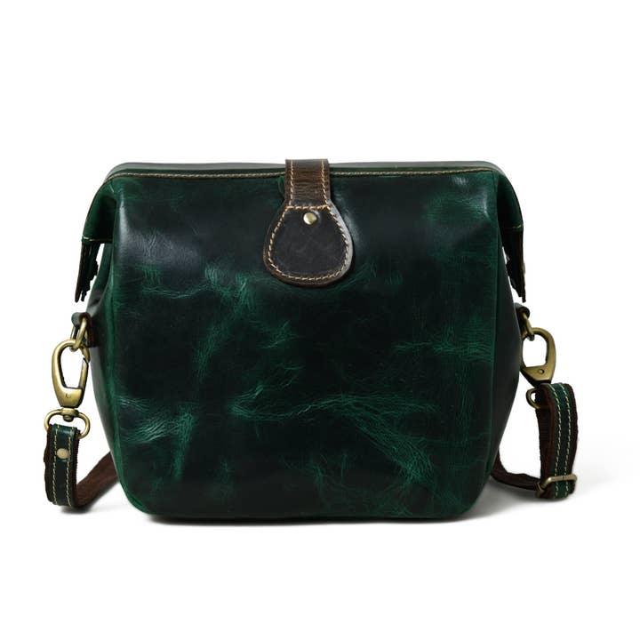 Classy Leather Bags - Wholesale Crossbody Bag - Women's - City Explorer Crossbody