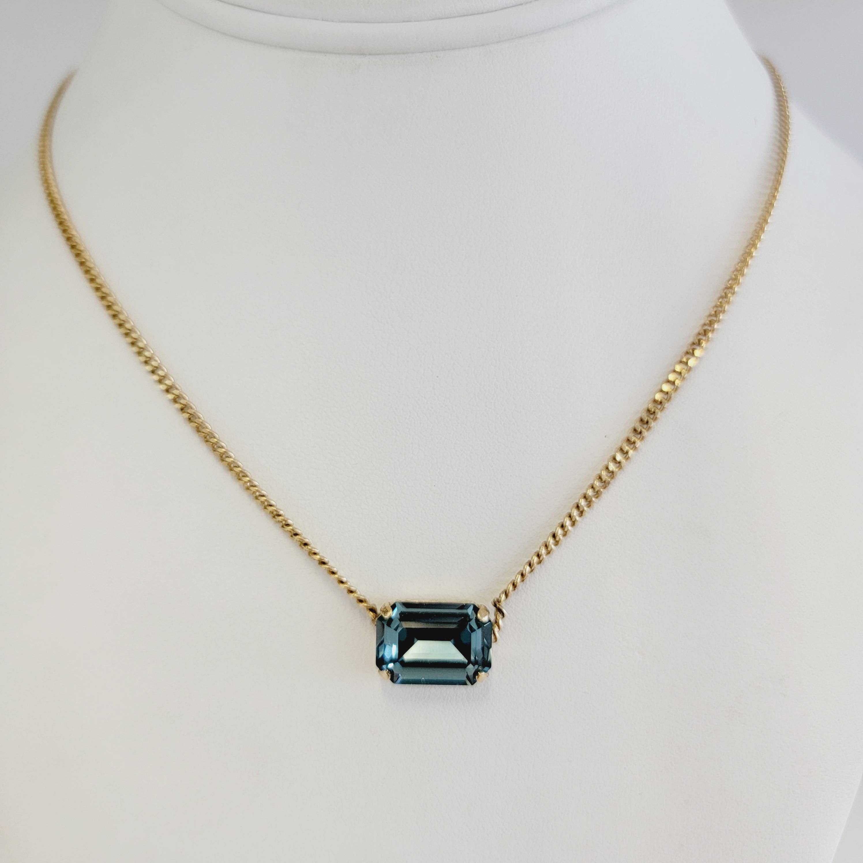 TOVA - Wholesale Pendant/Charm Necklace - Rubin Necklace in Earth, Wind & Fire2