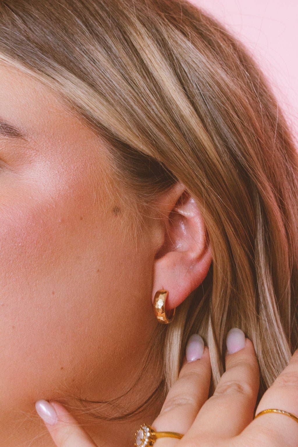 Shop Andi - Wholesale Hoop Earrings - Gold Hammered Hoops - Hypoallergenic1