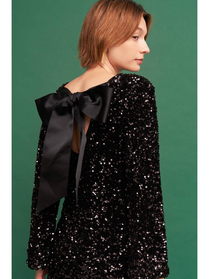 En Crème - Wholesale Dress - Women's - Long Sleeve Sequin Mini Dress with Back Tie Bow0