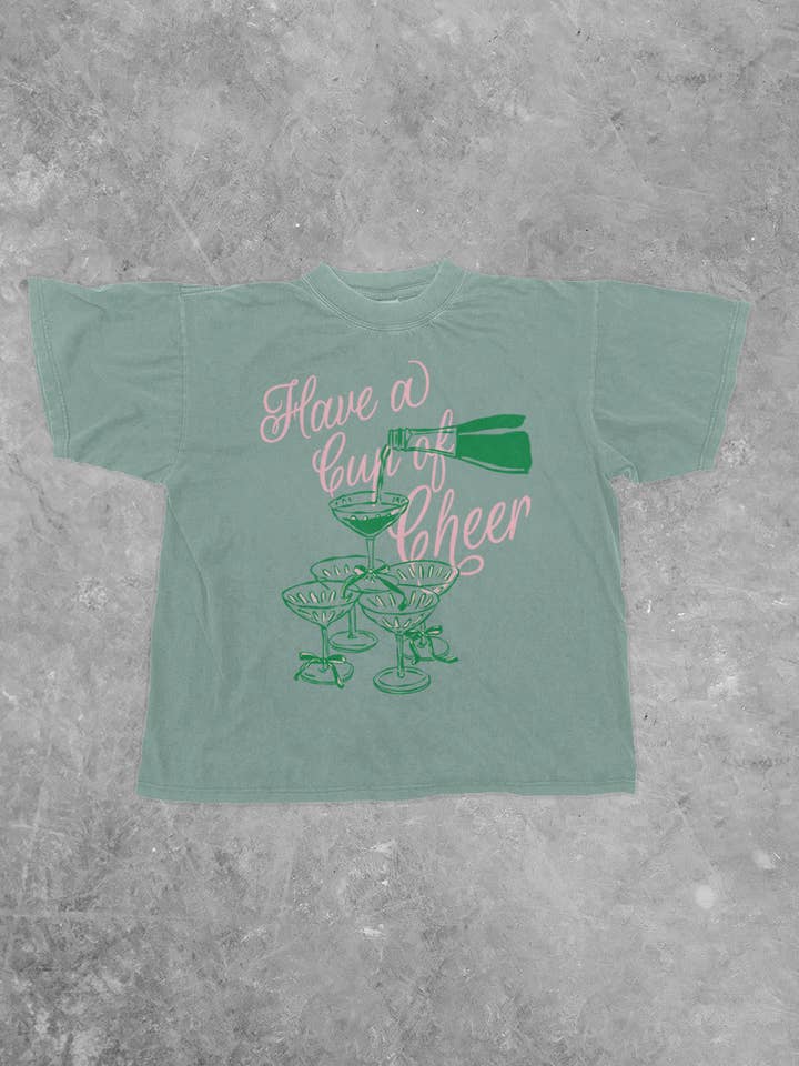 T-shirt en coton carré "Have a Cup of Cheer, Christmas". pour la vente par The Clandestine Underground