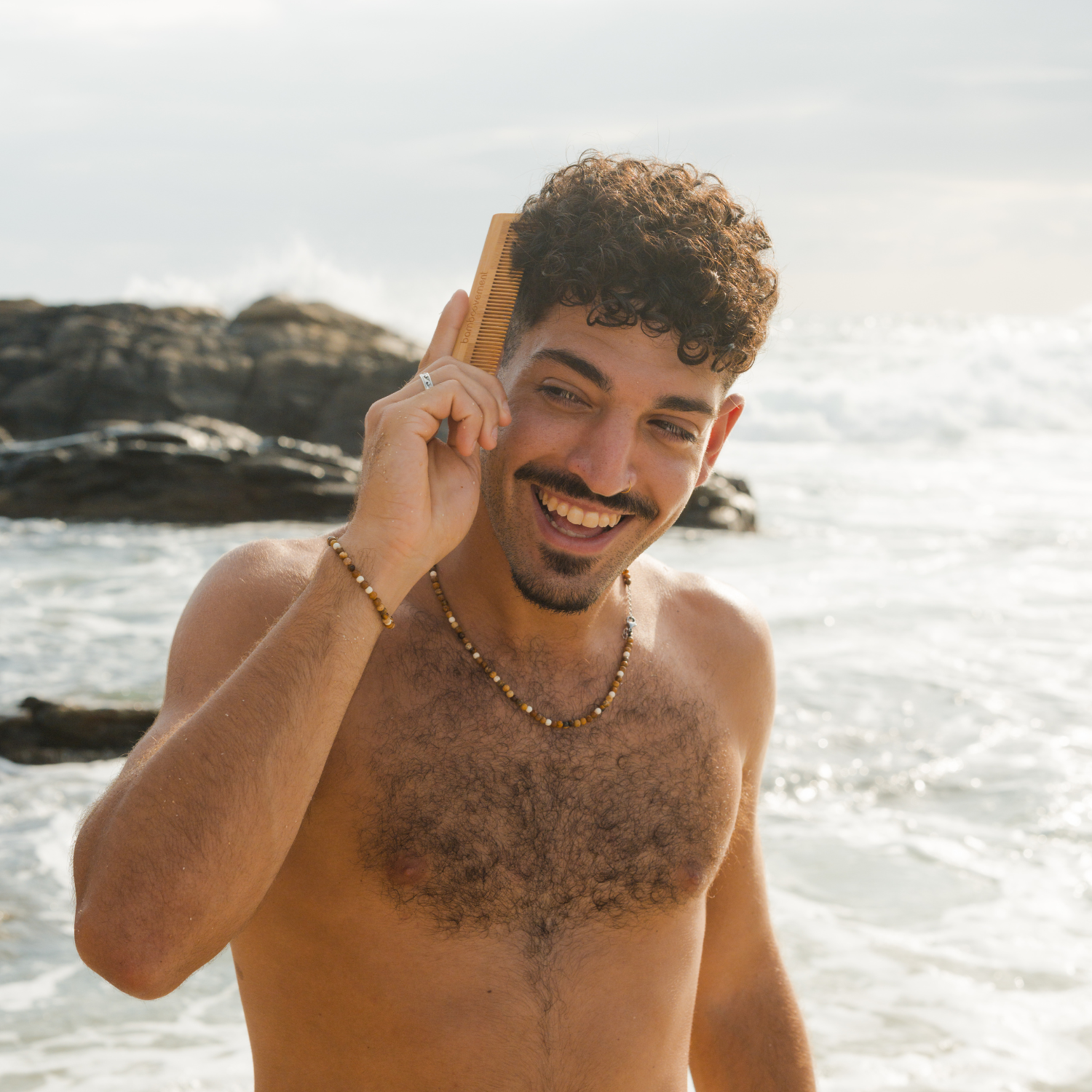 Bamboovement - Vendita all'ingrosso Spazzola/pettine - Pettine sostenibile ed ecologico in bambù2