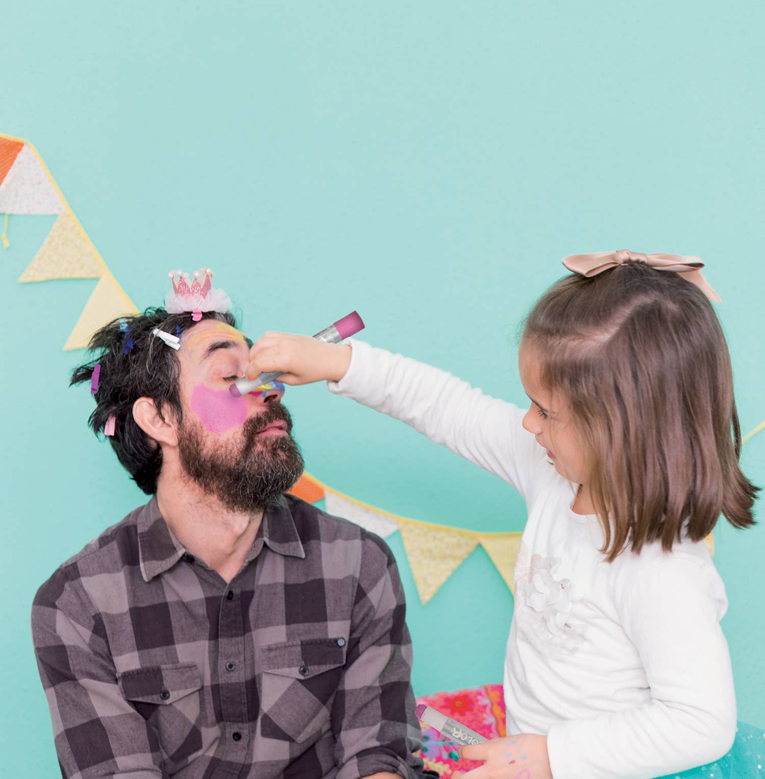 Graine Créative – Großhandel Spiel-Make-up/Gesichtsfarbe – Kinder – BLISTER 3 STIFTE TASCHEN-SCHMINKSET PRINZESSIN1