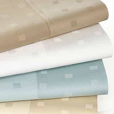 Ensemble de draps à pois suisses Athena 500 fils pour la vente par Royal Dreams Inc.