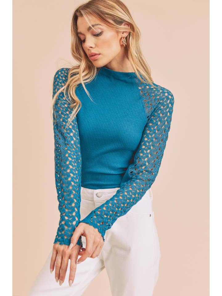 AEMI + CO - Wholesale Blouse - Women's - 894AK Suri Top13