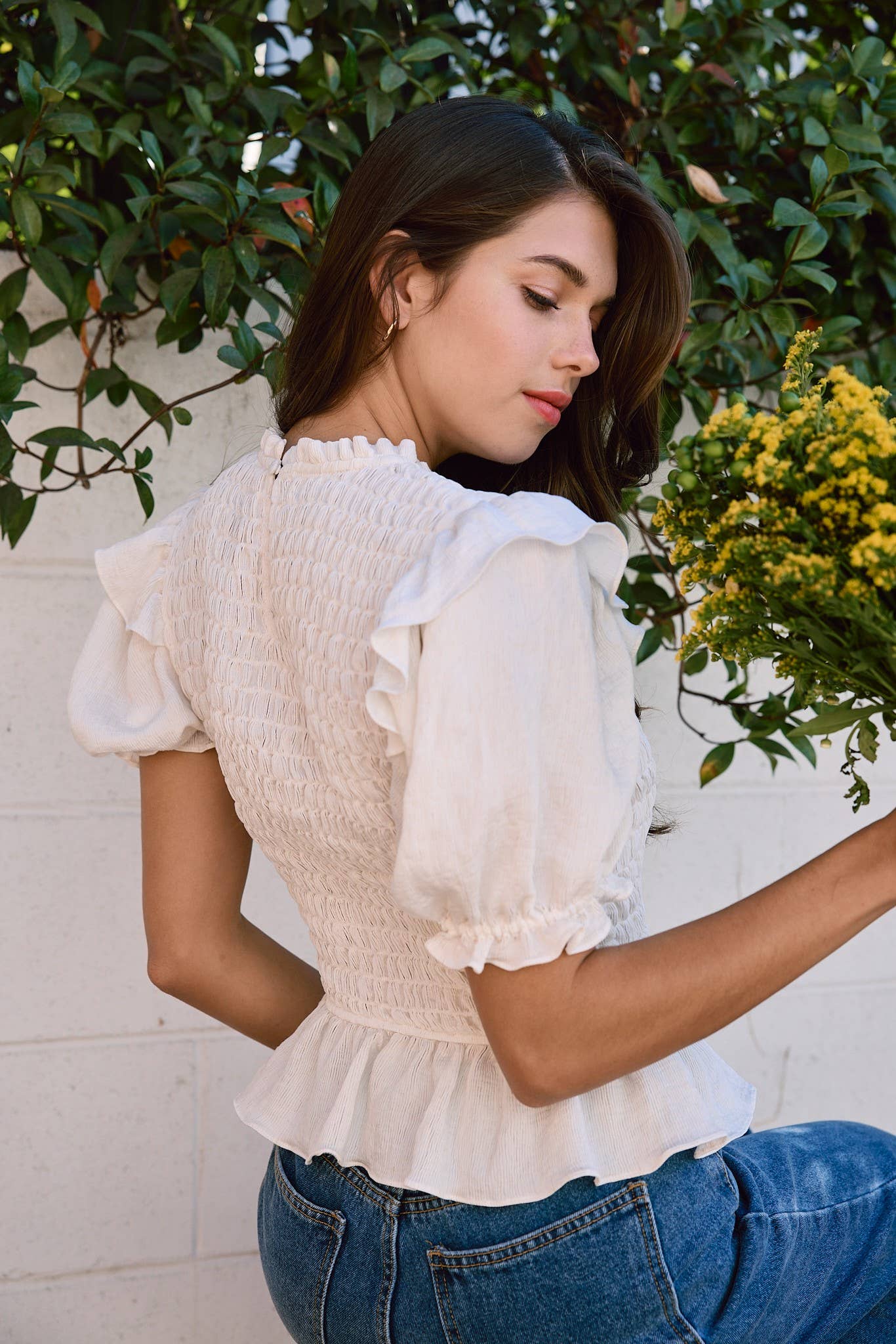 RAISONNEL - Wholesale Blouse - Women's - Linen Ruffle Smocking Blouse - RT10526