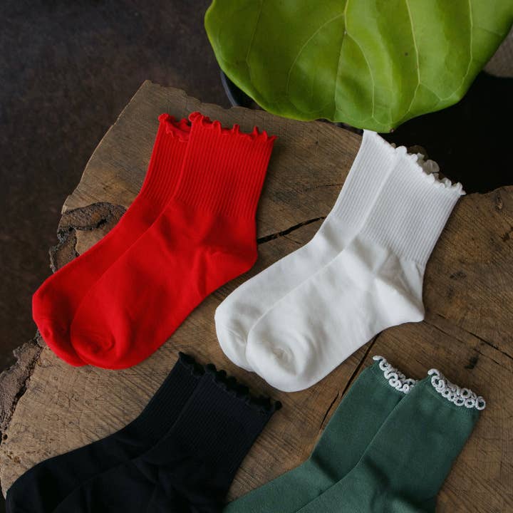 RUFFLE RIB QUARTER SOCK PACK and other Purchase Wholesale quarter. Free Returns & Net 60 Terms on Faire trending on Faire.