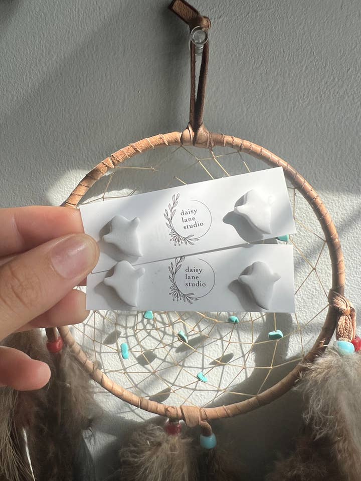 Goujons fantômes pour la vente par Daisy Lane Studio