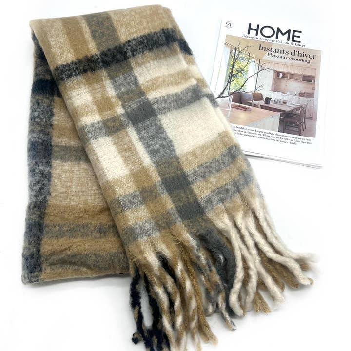 LINETA - Wholesale Scarf - Women's - HH-337 Ultra Soft Scarf with Large Fringe Check Pattern10