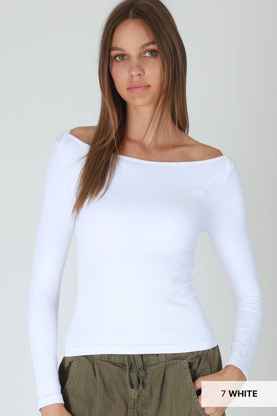 NIKIBIKI - Vendita all'ingrosso Top in maglia - Donna - NS8457 - Top a Coste con Scollo a Barca NS1