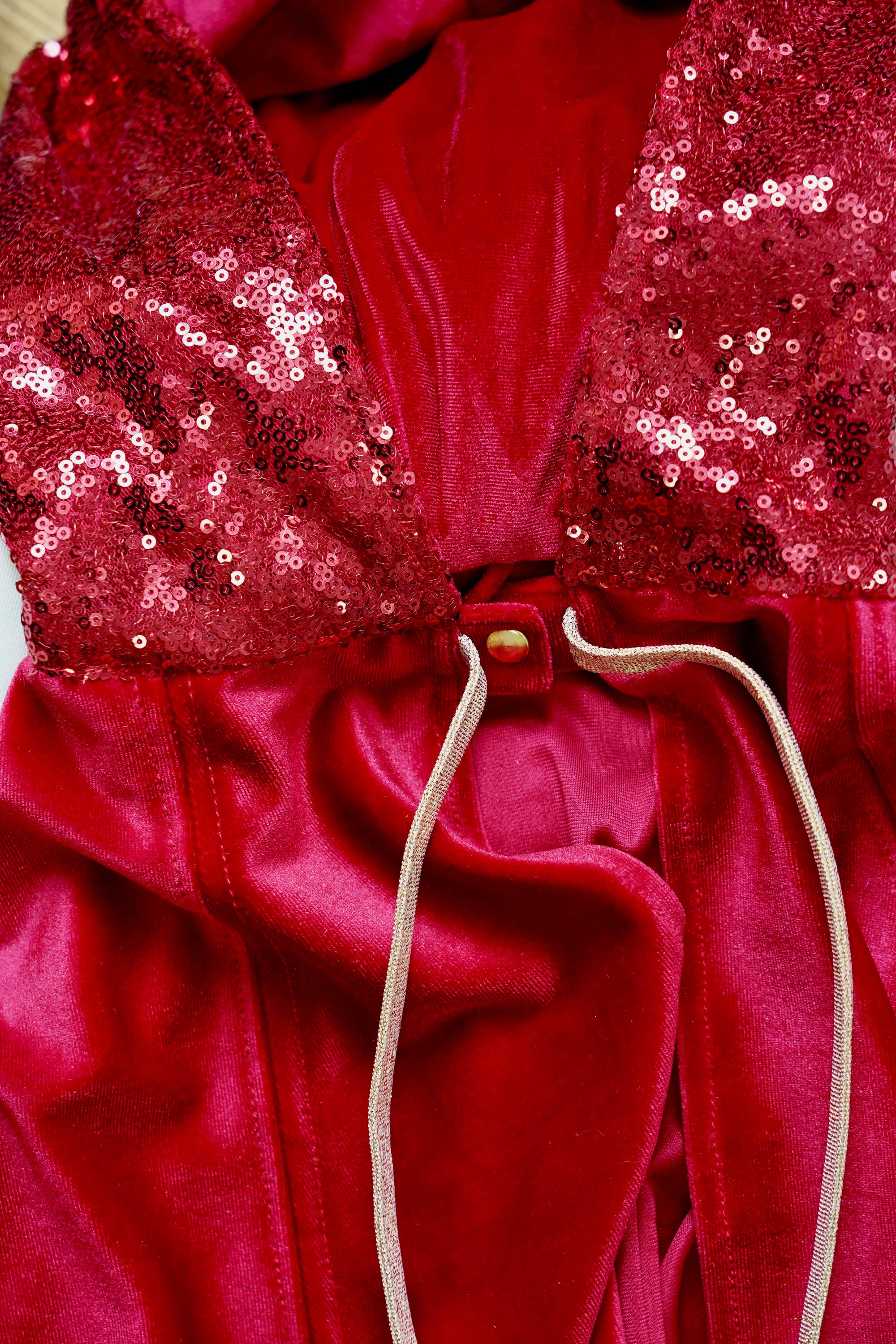 Moi Mili - Wholesale Cape - Kids - “Little Red Riding Hood” Magic Cape5