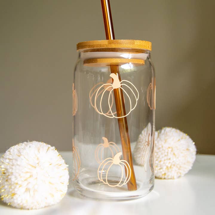 Boîte en verre à motif de citrouille, verrerie d'automne pour la vente par Butler Design Co.