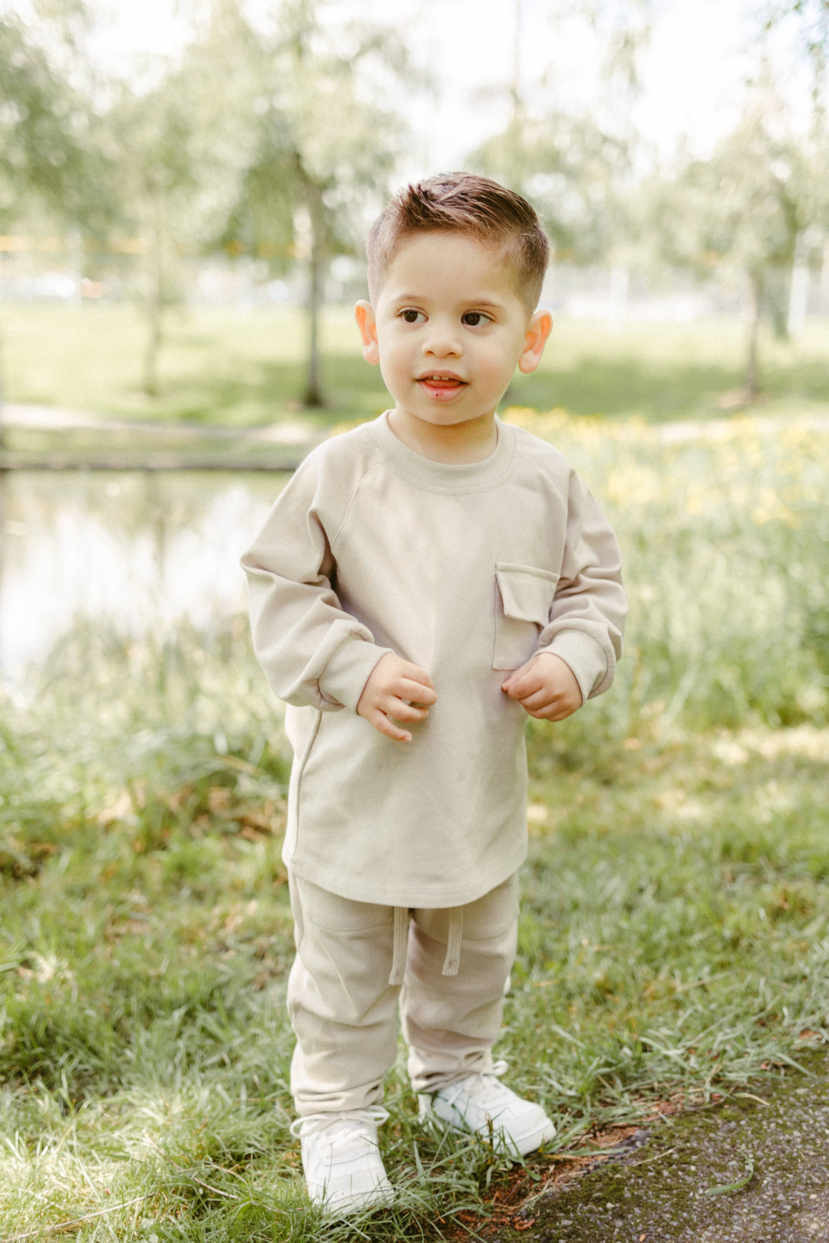 Raglan Playwear Set in Pale Grey for wholesale on Faire6