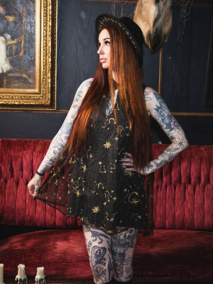 Celeste - Robe Mini à Capuche avec Capelet - PRÊT À EXPÉDIER pour la vente par Witchwood Bags