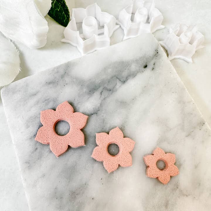 Tera Clay - Wholesale Craft tool - Flower #1 with Cutout Center Polymer Clay Cutter