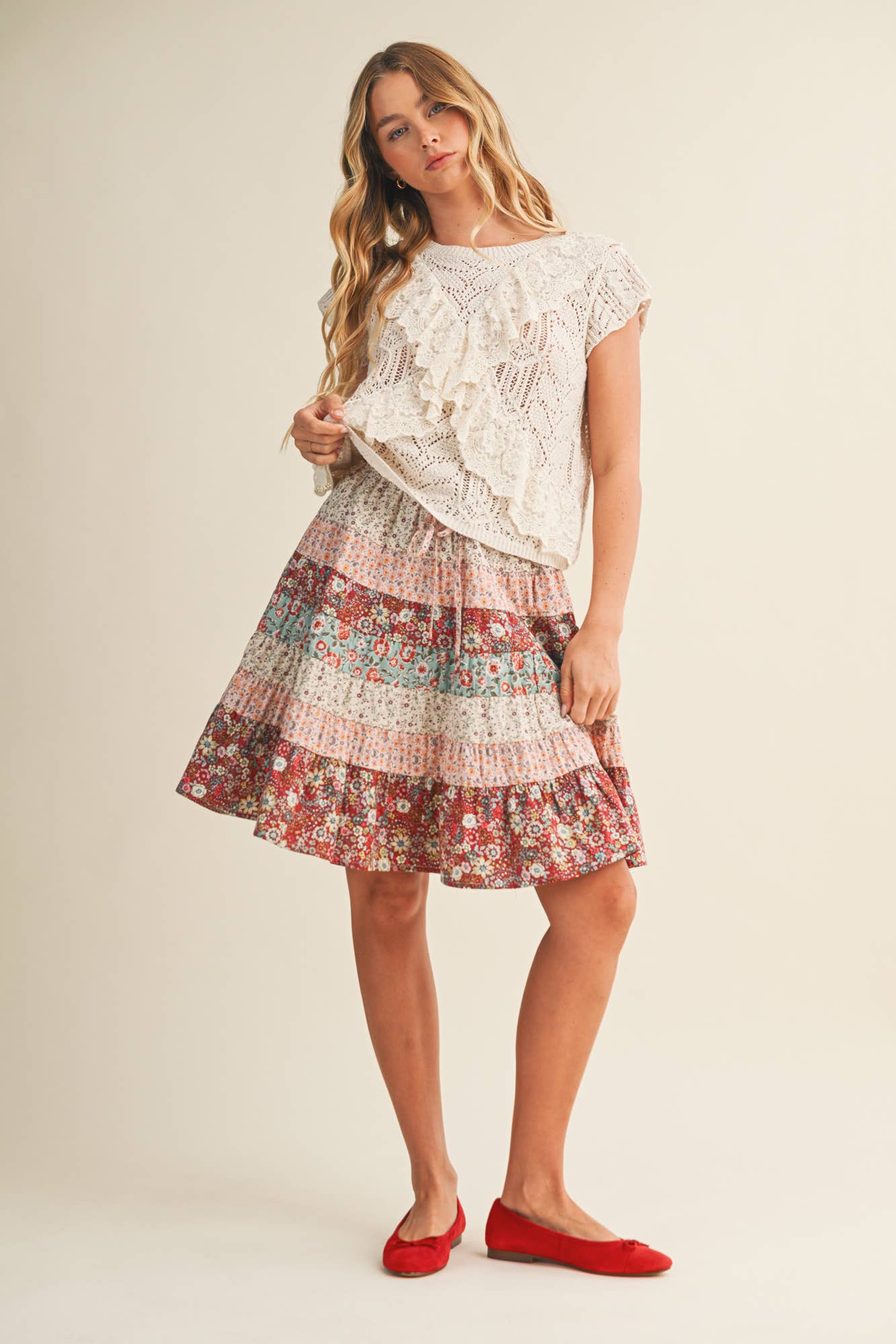 FLOREALE MULTI MINIGONNA A-LINE CON STAMPA MULTIFLORALE MISTA in vendita all'ingrosso su Faire5