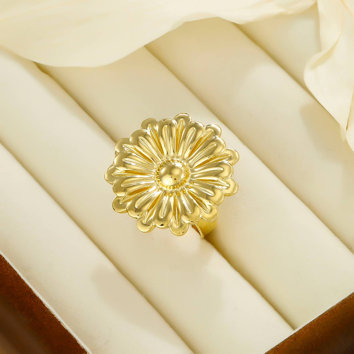 Kapyco - Vendita all'ingrosso Anelli cocktail/statement - Anello a girasole in acciaio inox regolabile - BG3102230