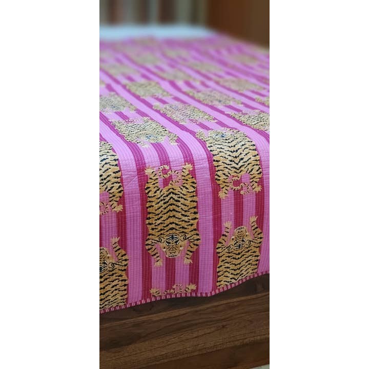 Pink Tiger Quilted Cotton Bed Throw Blanket for wholesale by Ayras World