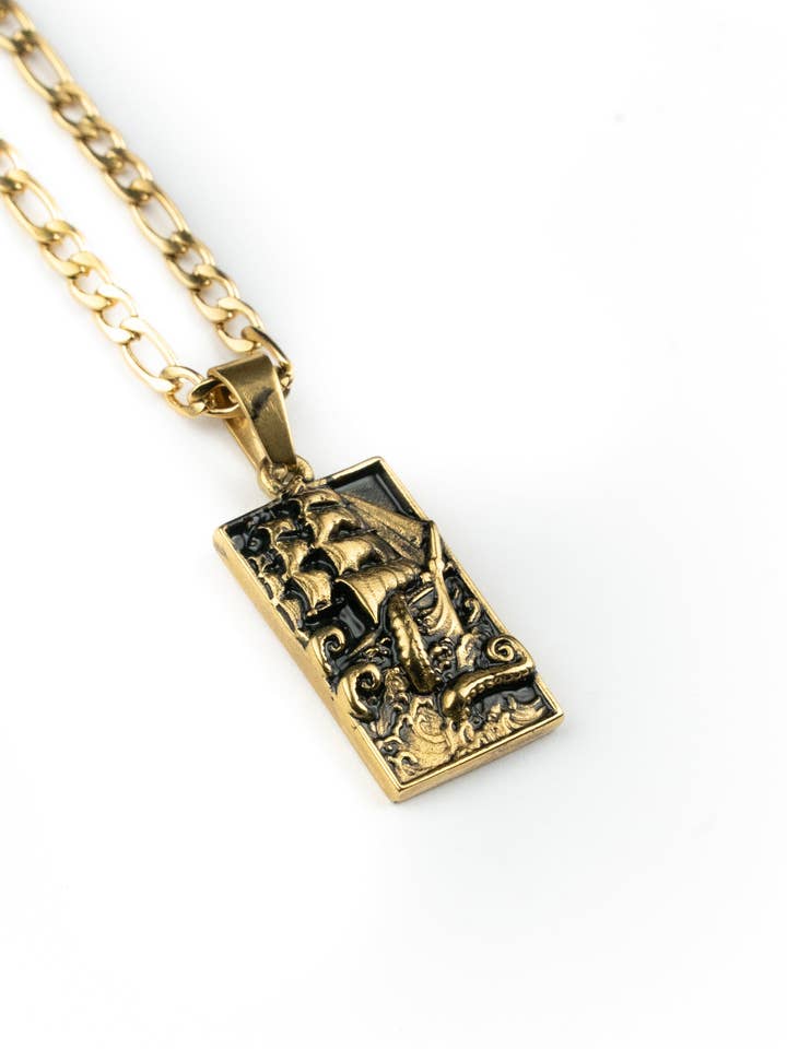 Pendentif Voyage & Chaîne pour la vente par SAVAGE TACTICIANS