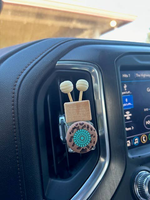 Turquoise Cluster Vent Clip Diffuser for wholesale by The Prickly Five