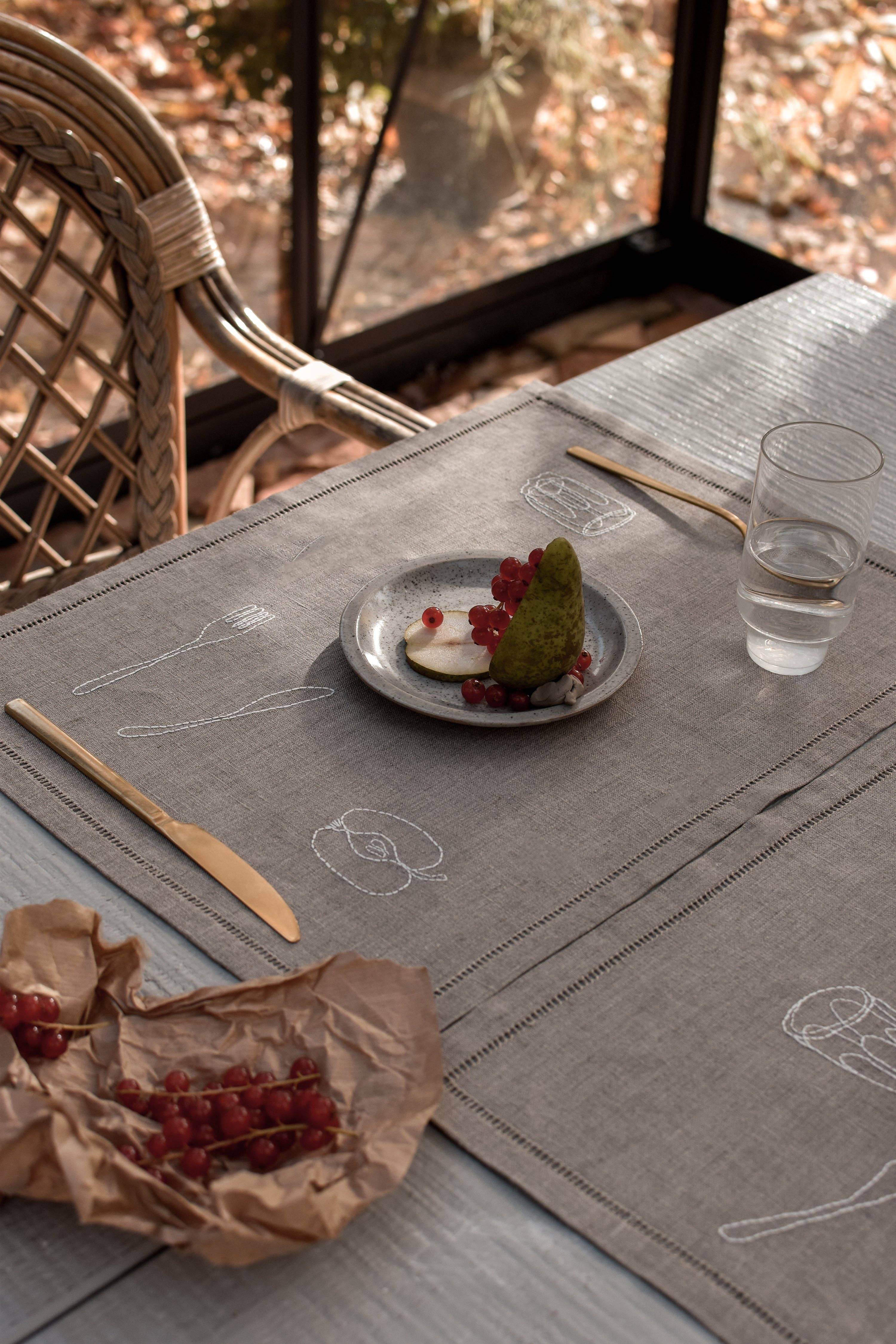 À bientôt - Wholesale Placemat - Petit Dej Organic Linen Placemat in White6