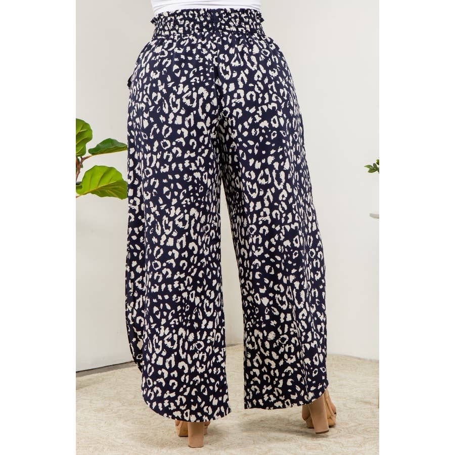 Curve Market - Wholesale Pants - Women's - PLUS SIZE ROUND HEM SIDE SLIT WIDE PANTS9