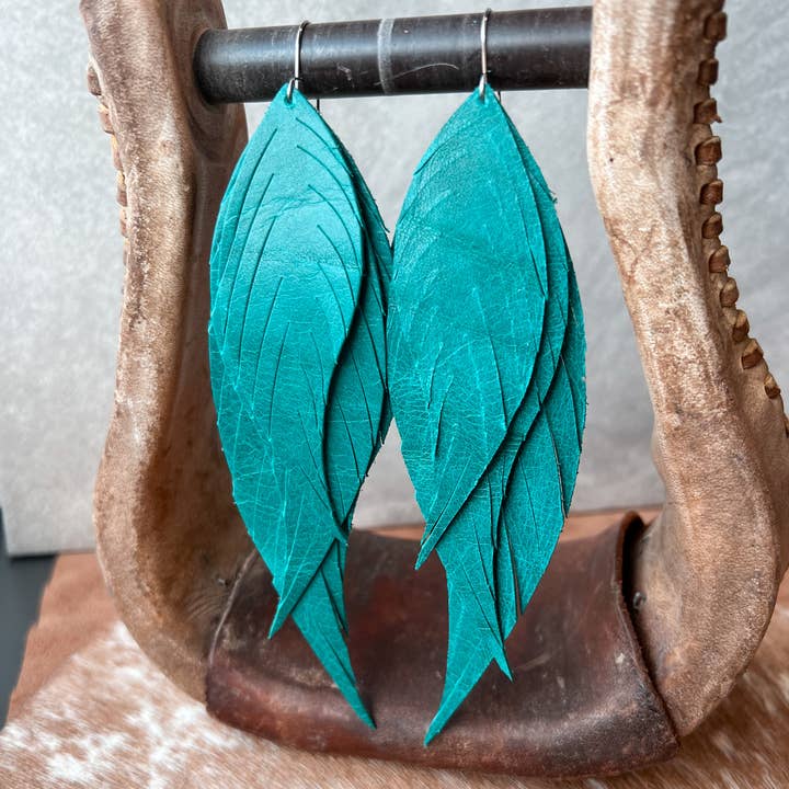 Fringed In Faith - Wholesale Tassel Earrings - Dawson Fringe Feather | Teal0