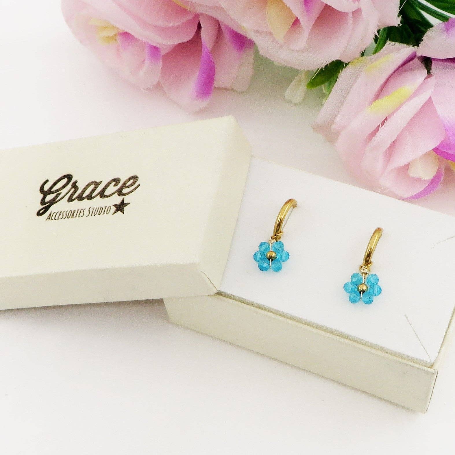 Daemon srls - Wholesale Dangle Earrings - DAISY ~ ACCIAIO INOSSIDABILE Orecchini mini hoops con fiori e cristalli1