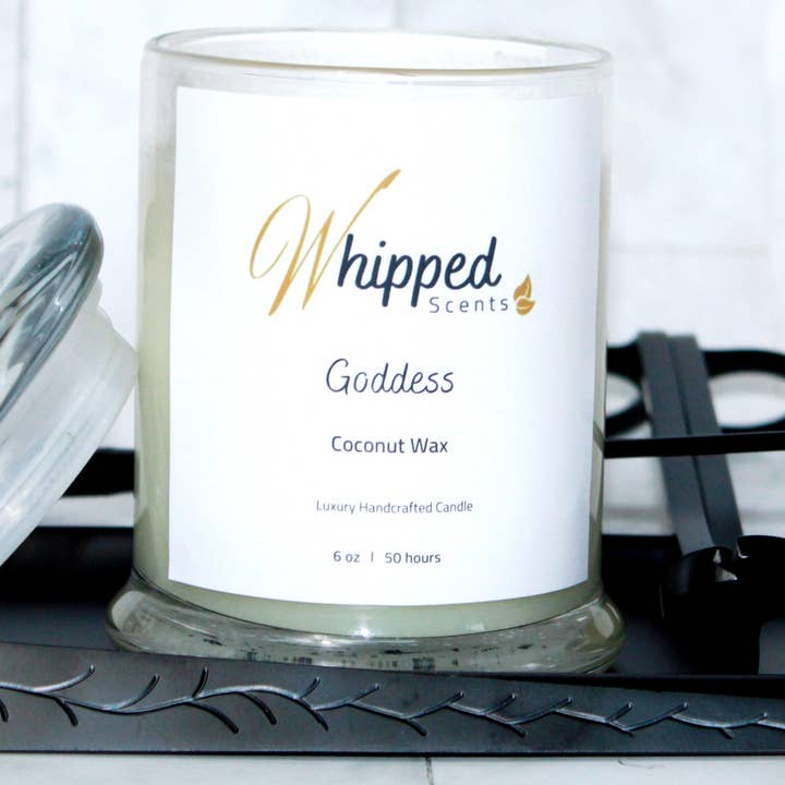 Candela profumata in cera di cocco dea per la vendita all'ingrosso da parte di Whipped Scents