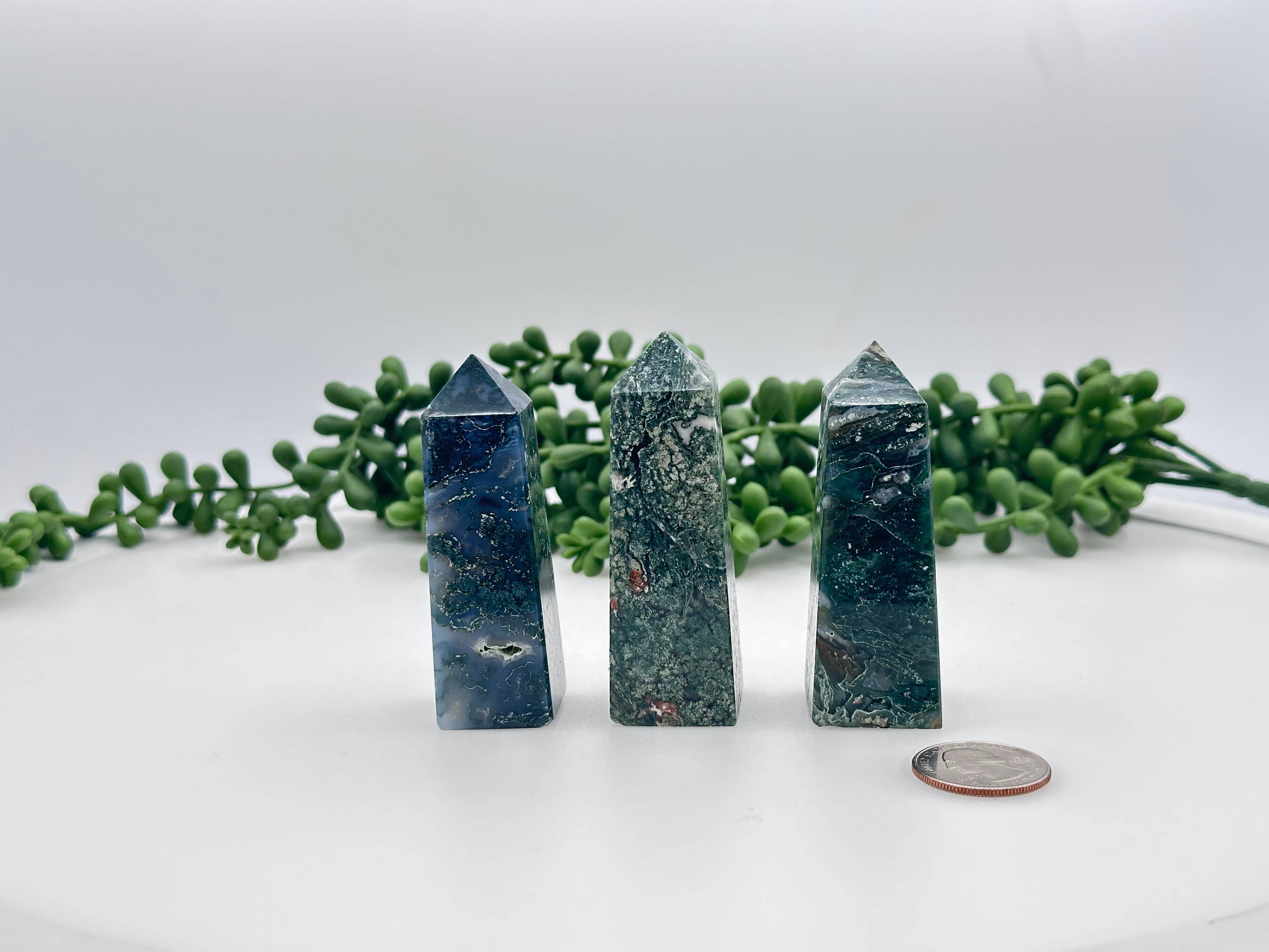 Meraki Gemstones - Vente Pierre et cristal de spiritualité - Obélisque en pierre précieuse d'agate mousse à 4 facettes, environ 7,5 cm0