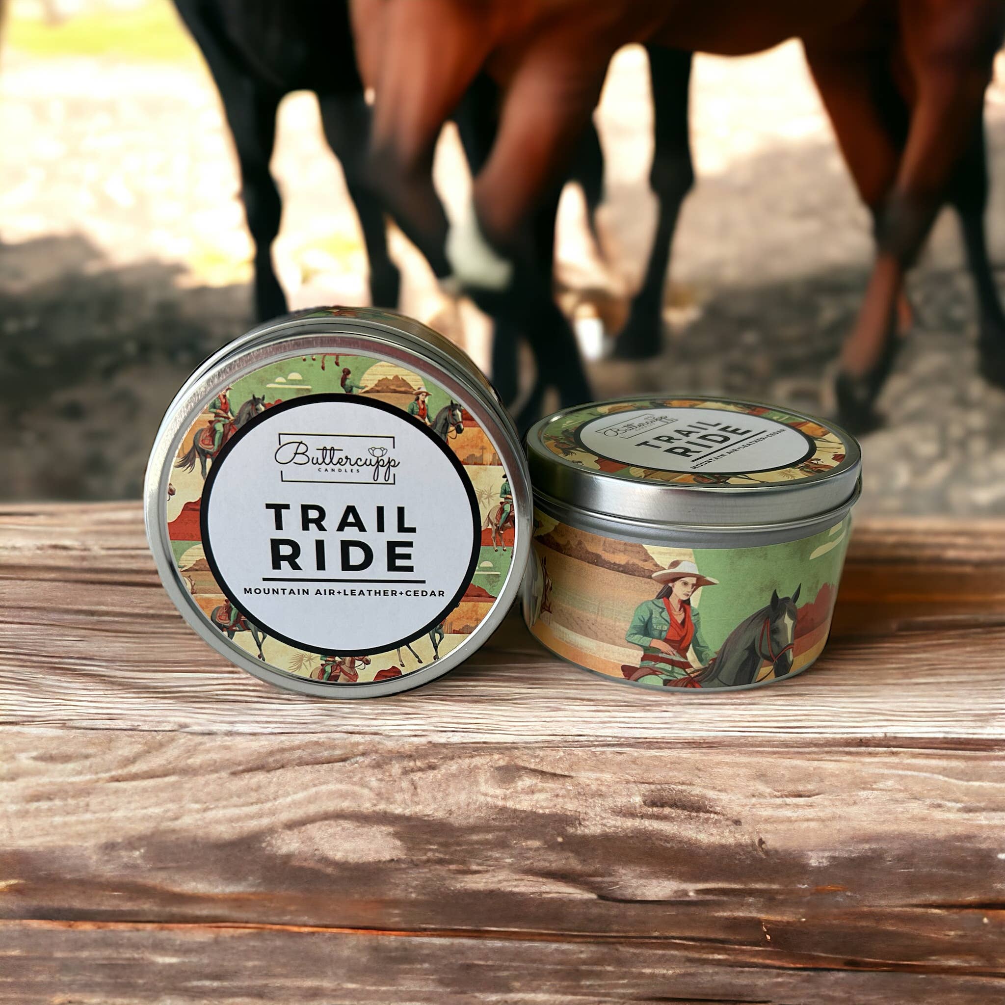Buttercupp Candles - Venta al por mayor Vela aromática de viaje - Trail Ride | Aroma a madera | Vela de soja | Vela de estaño0