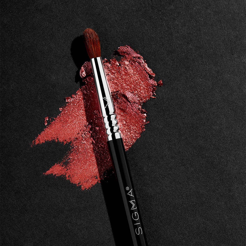 Beauty Goddess – wholesale Cheek/face make-up brush – Sigma Beauty E42 Precision Firm Blender Brush2