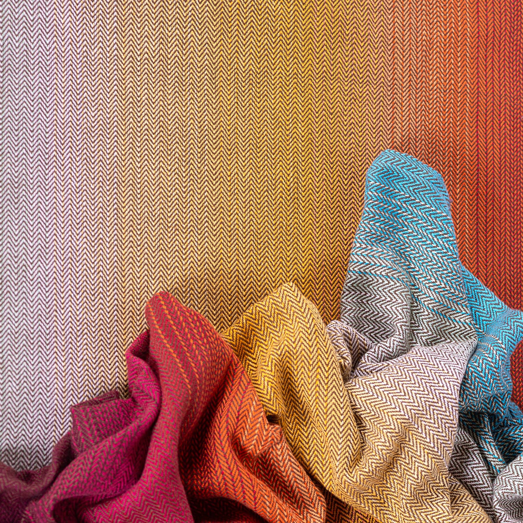 Girasol - Wholesale Baby Wrap/Sling - Baby wrap Solstice Fire2