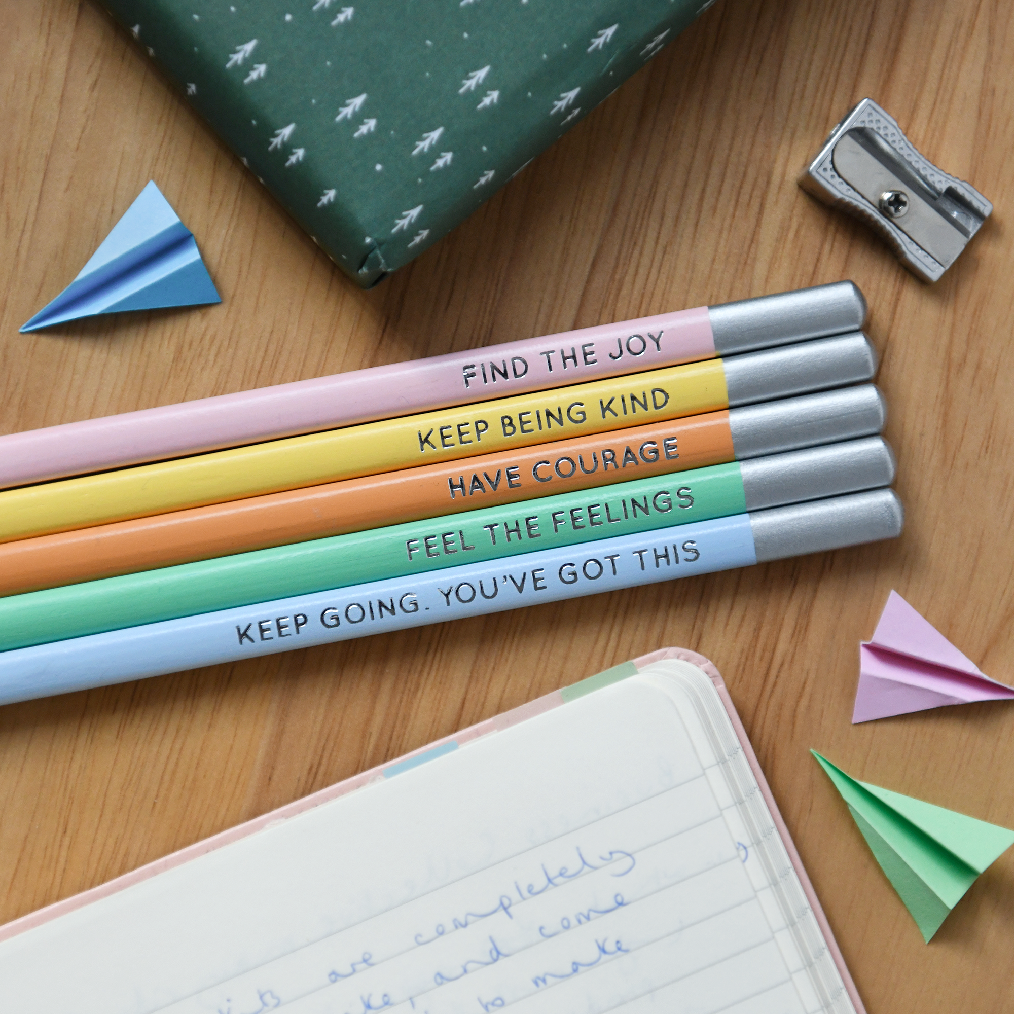 Clara and Macy – wholesale Pencil – Set Of Five Daily Reminder Positive Pencils2