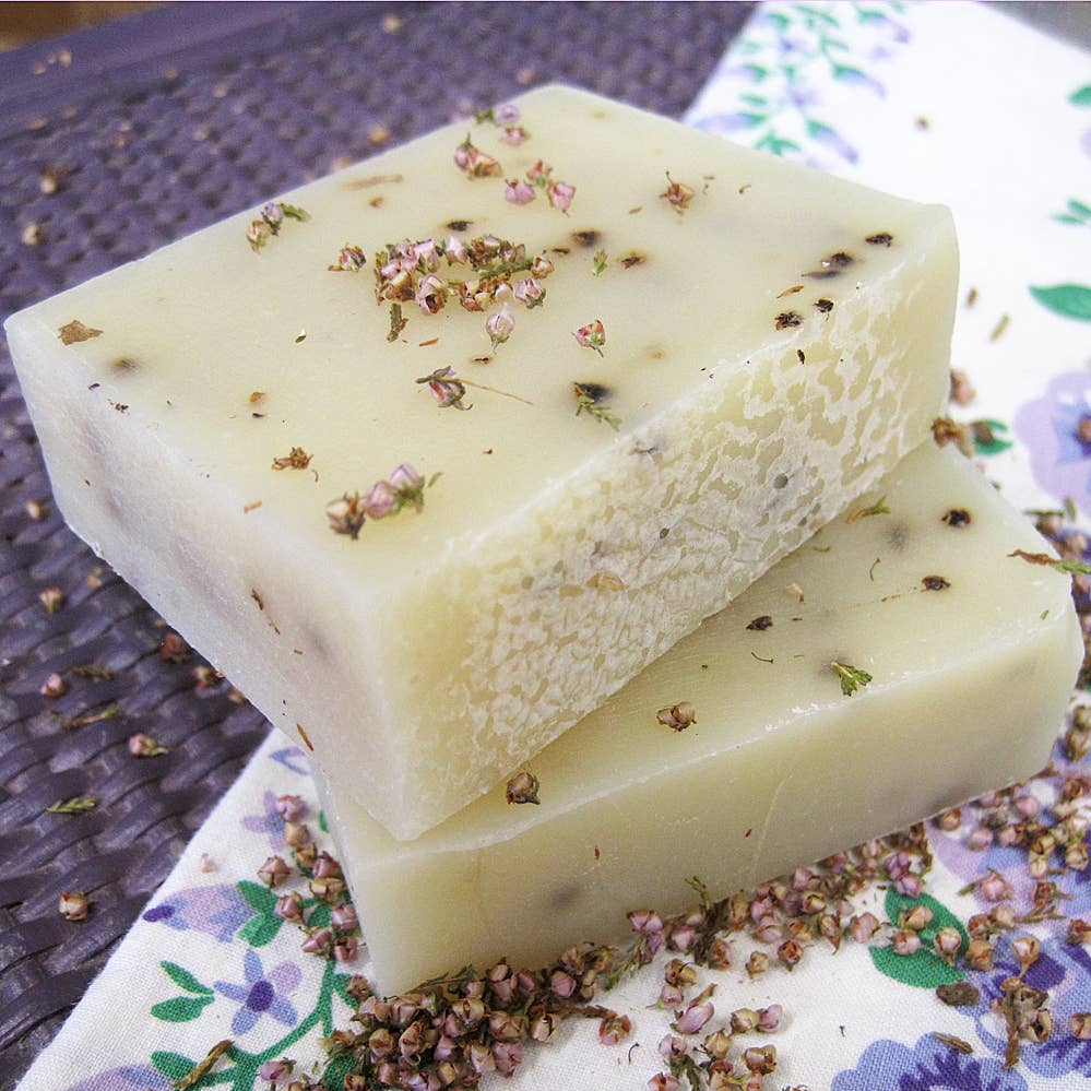 Green Daffodil Bath & Body - Wholesale Bar Soap - Lilac Natural Handmade Bar Soap - Spring Floral3