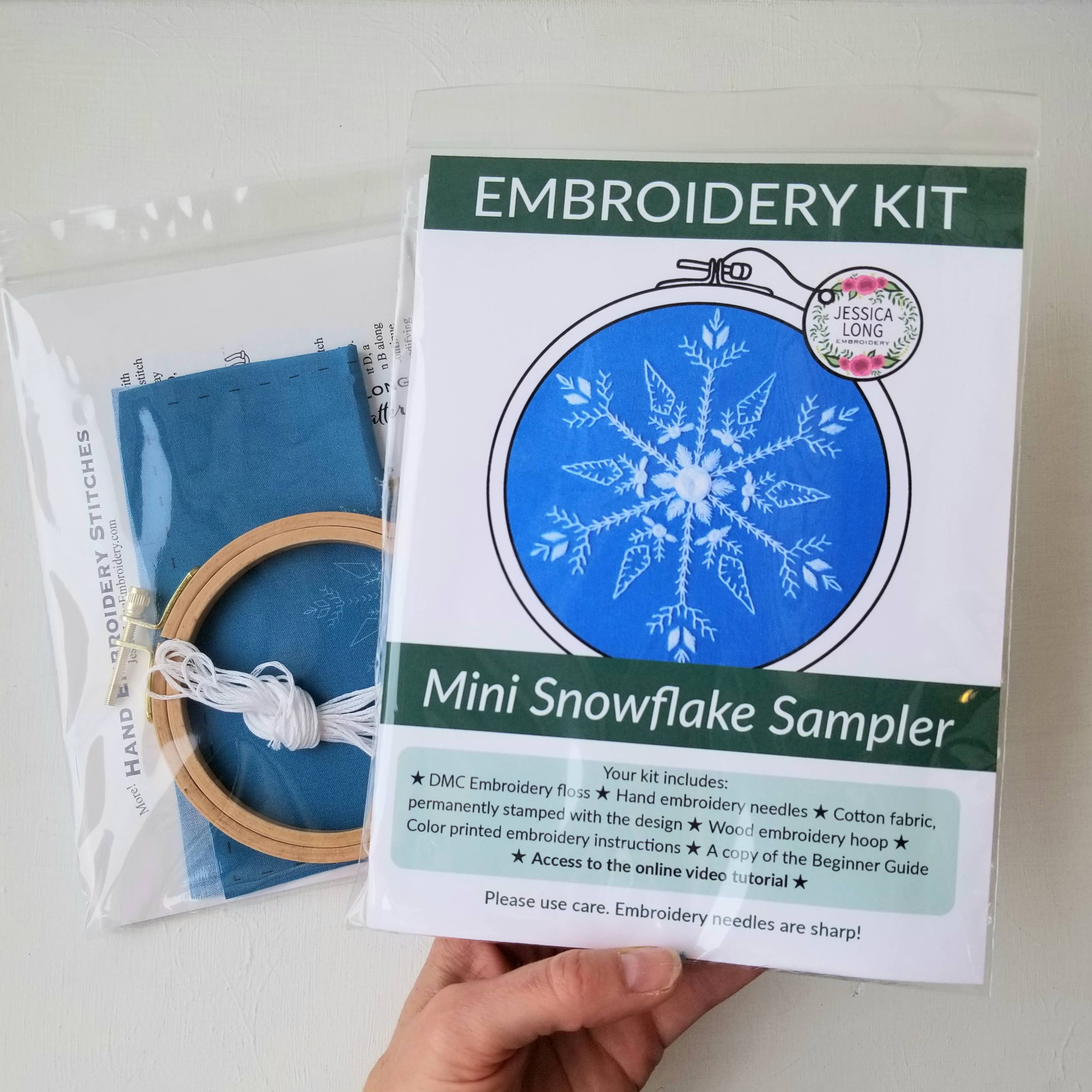 Jessica Long Embroidery - Vente Accessoire de broderie/point de croix - Kit d'ornement fait main avec mini floconnet de neige2