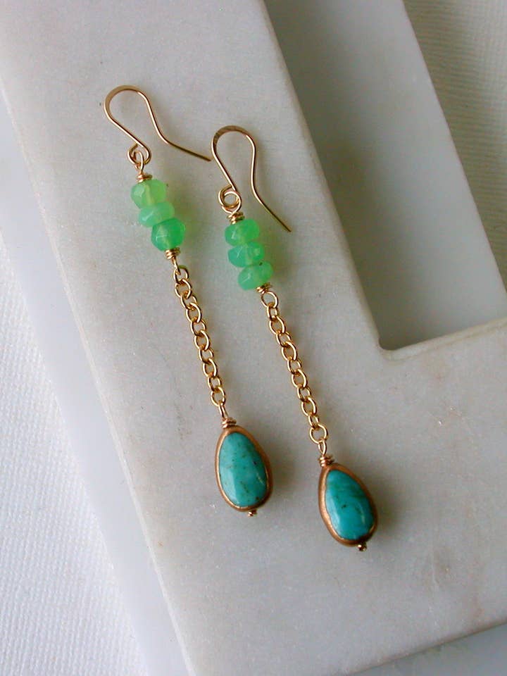 Gocce d'Estate. Orecchini con Gemme di Turchese e Crisoprasio. per la vendita all'ingrosso da parte di Linda Trent Jewelry