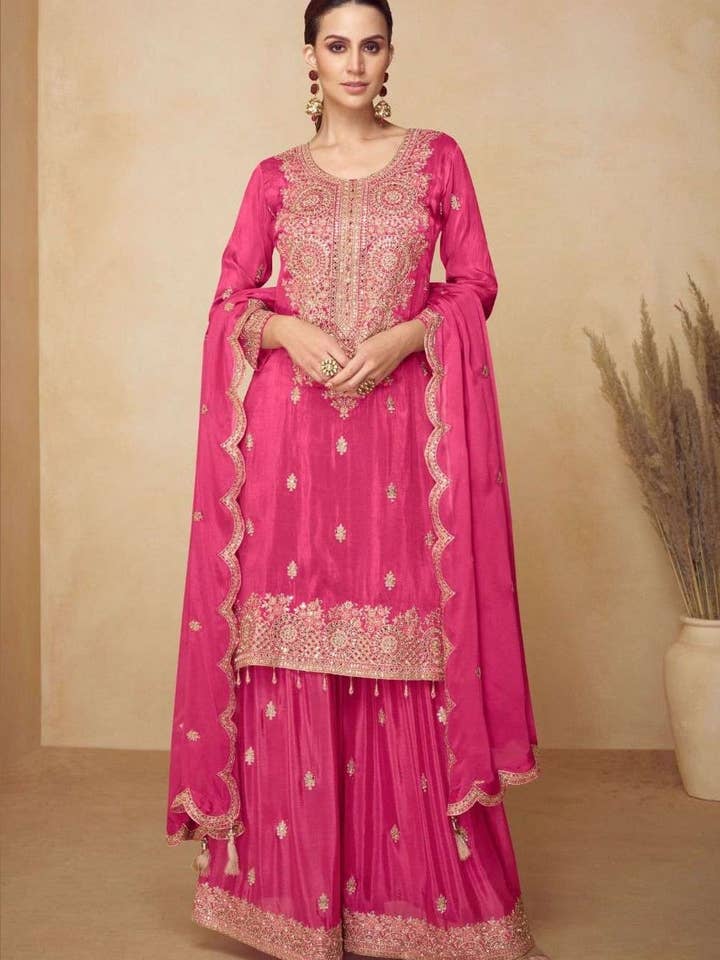 Roze Chinon Zijde Plazo Pak voor Indiase & Pakistaanse Bruiloft Festival - Pailletten & Draad Borduurwerk, Echte Spiegelwerk. voor wholesale door HATKE BRIDE