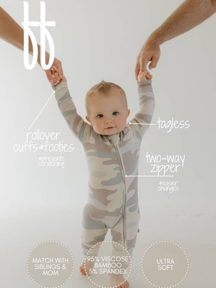 Forever French Baby - Wholesale Slaappak - Baby - Bamboe Rits Pyjama | Camouflage1