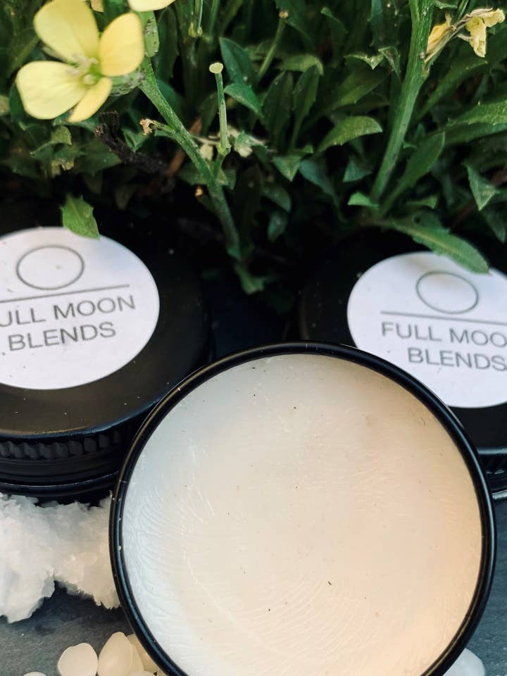 Baume à Lèvres Bio pour la vente par Full Moon Blends