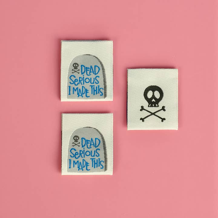 Dead Serious - Etiquetas Tejidas de Diseñador para venta al por mayor de Kati Cupcake