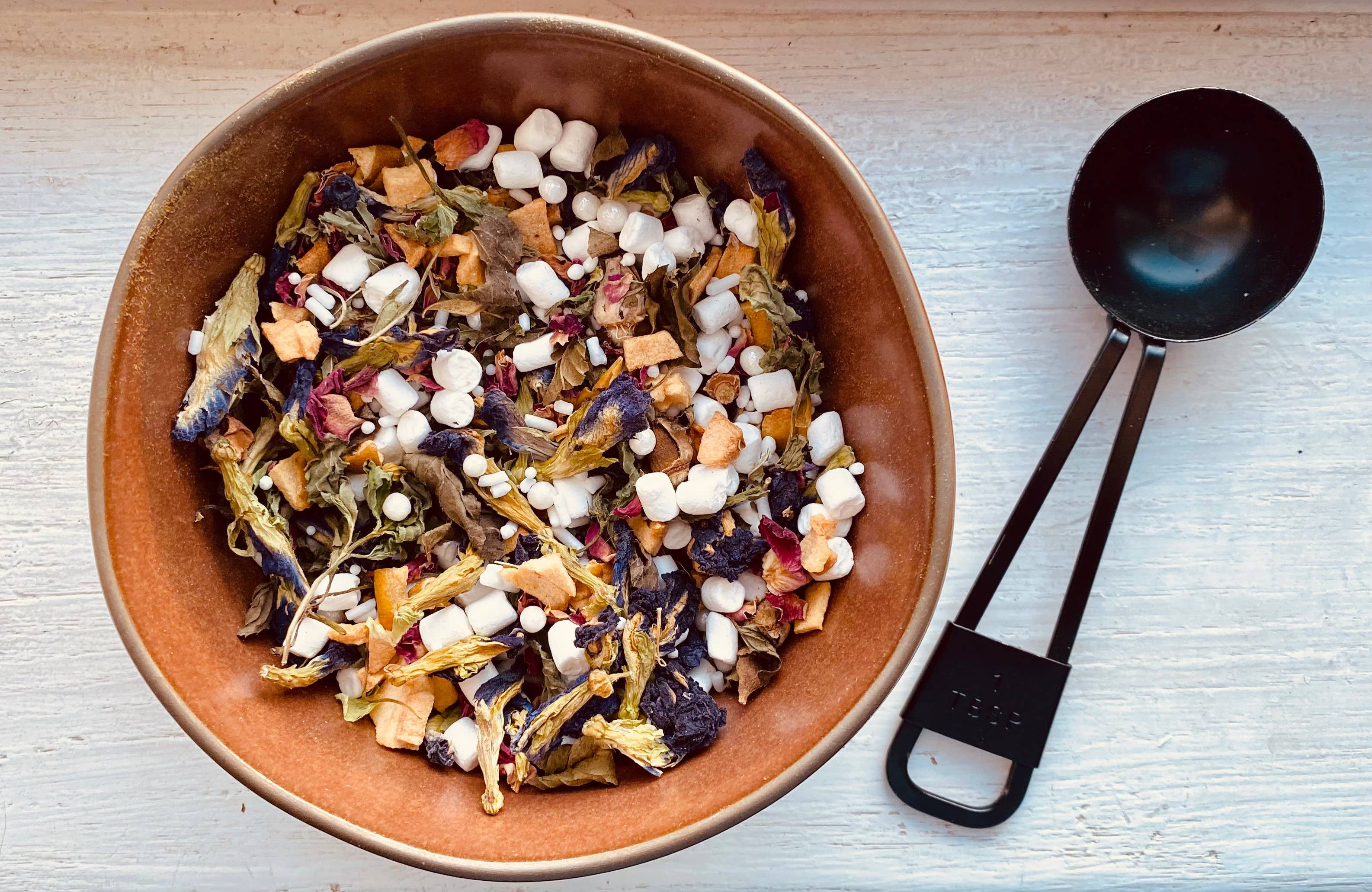 Birch Tea Co. - Vente Thé en vrac - Northern Lights - Thé en vrac en forme de papillon, de pois et de rose4