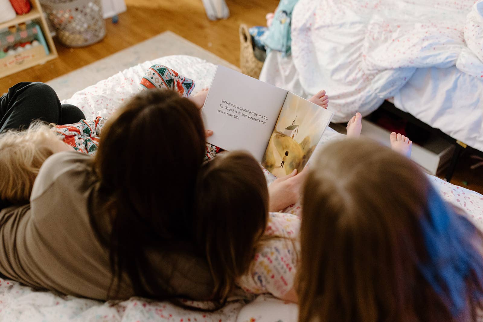 Truth Book Co. - Wholesale Preschool Book (3-5) - The Little Worshiper That Wanted To Know Why - Kids Book3