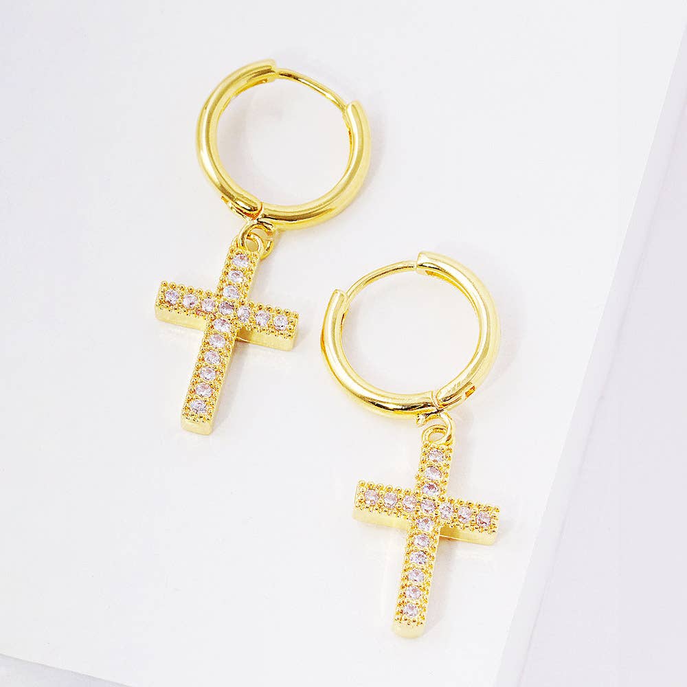 Sensibling Corp. - Vendita all'ingrosso Orecchini pendenti - Orecchini a cerchio Huggie a forma di croce con pavé di zirconia cubica bagnata in oro3