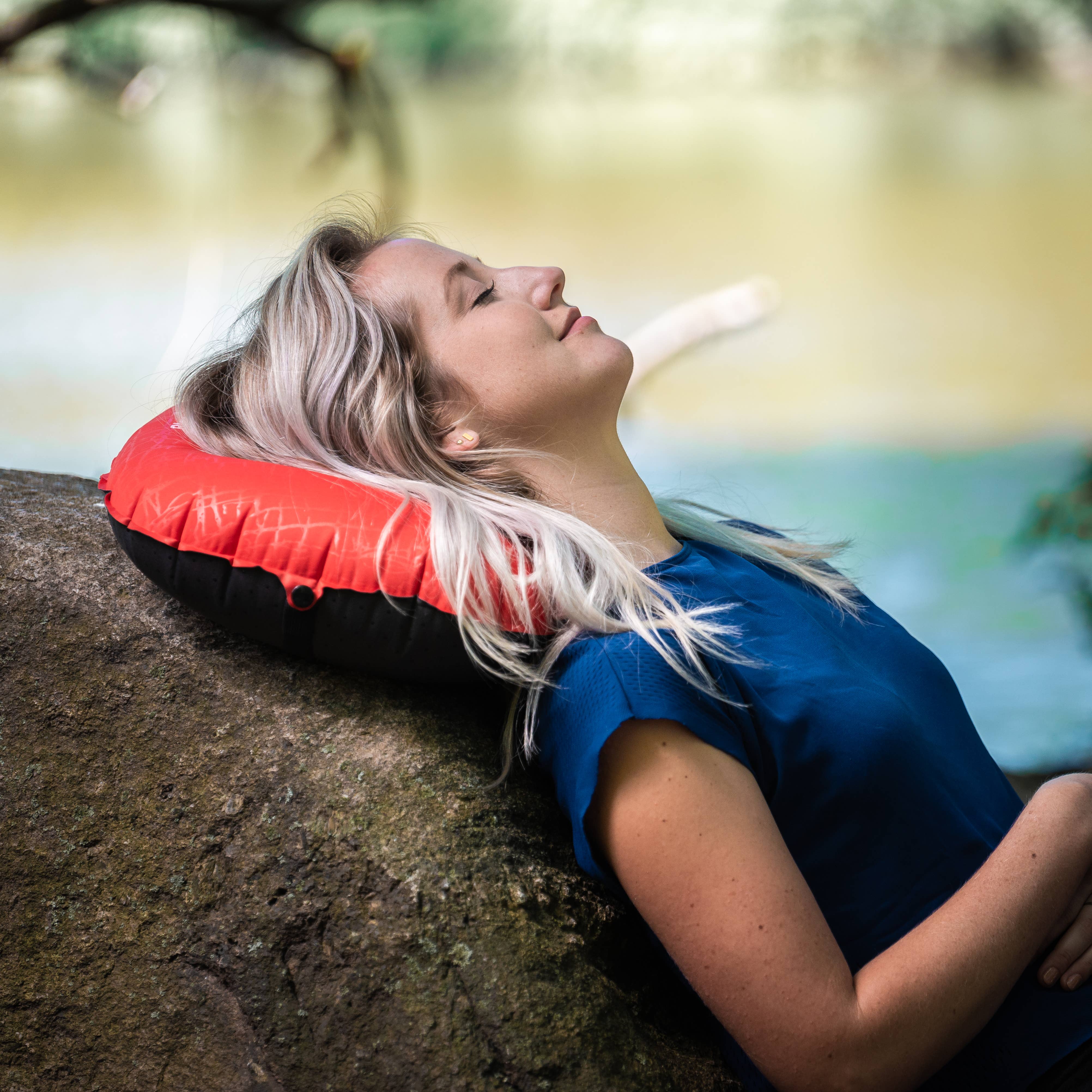Alpcour - Wholesale Travel Pillow - Alpcour Inflatable Camping Pillow6