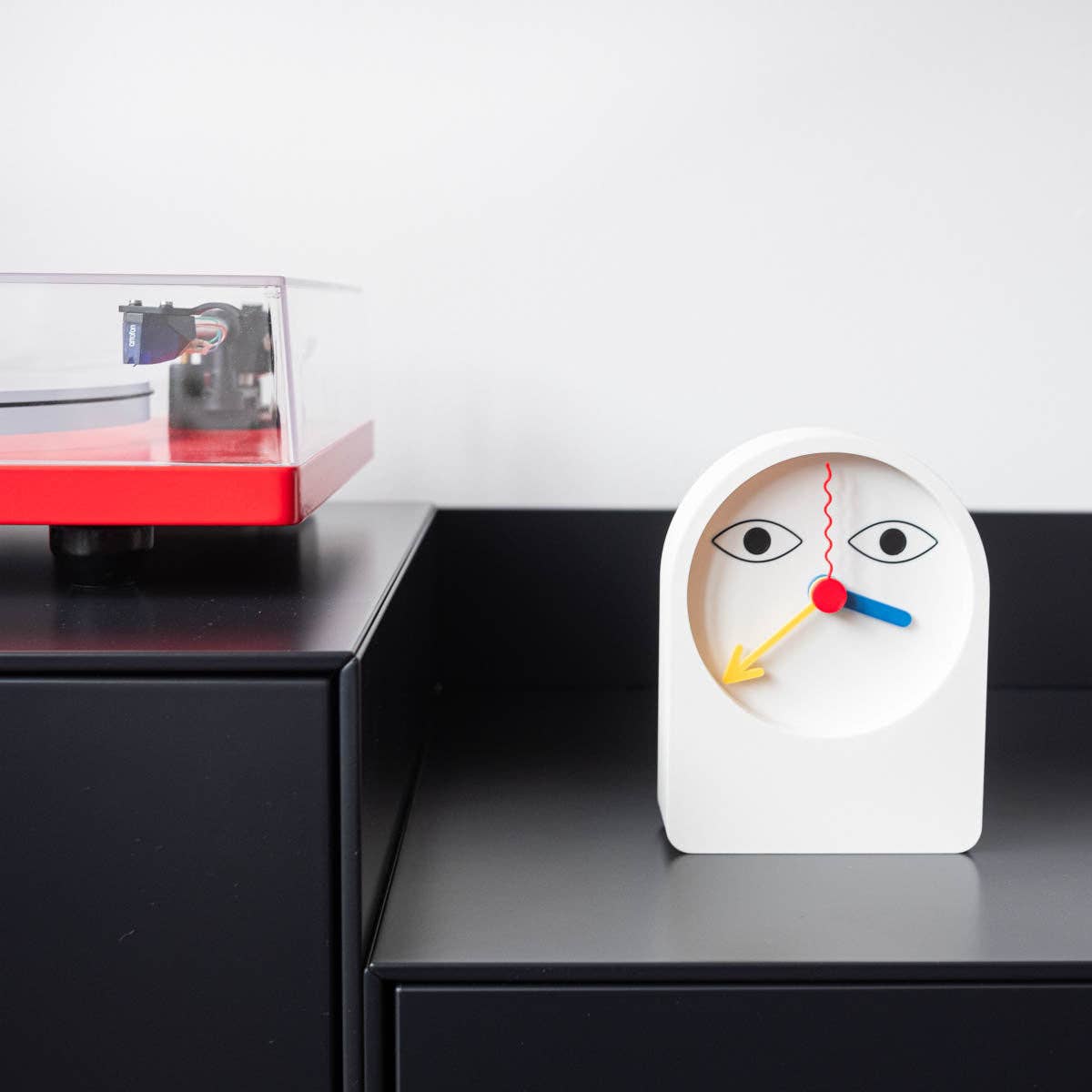 Tadashi Studio - Wholesale Desk Clock - Face Clock4