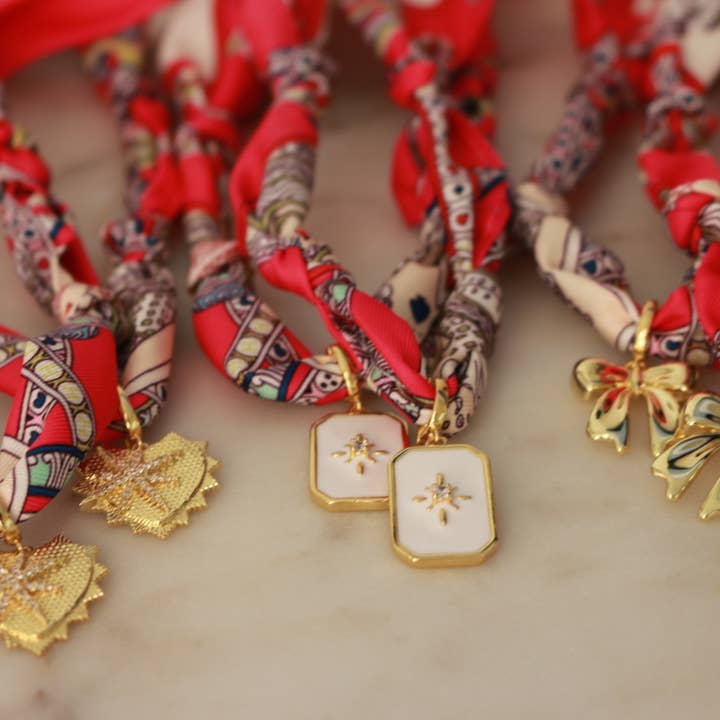 Deep South Originals, LLC - Wholesale Pendant/Charm Necklace - Rodeo Rose Scarf Necklace